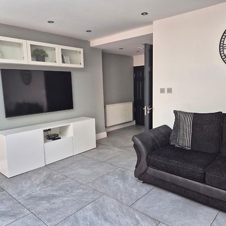 Cardiff City Centre House - Sleeps 6 المظهر الخارجي الصورة