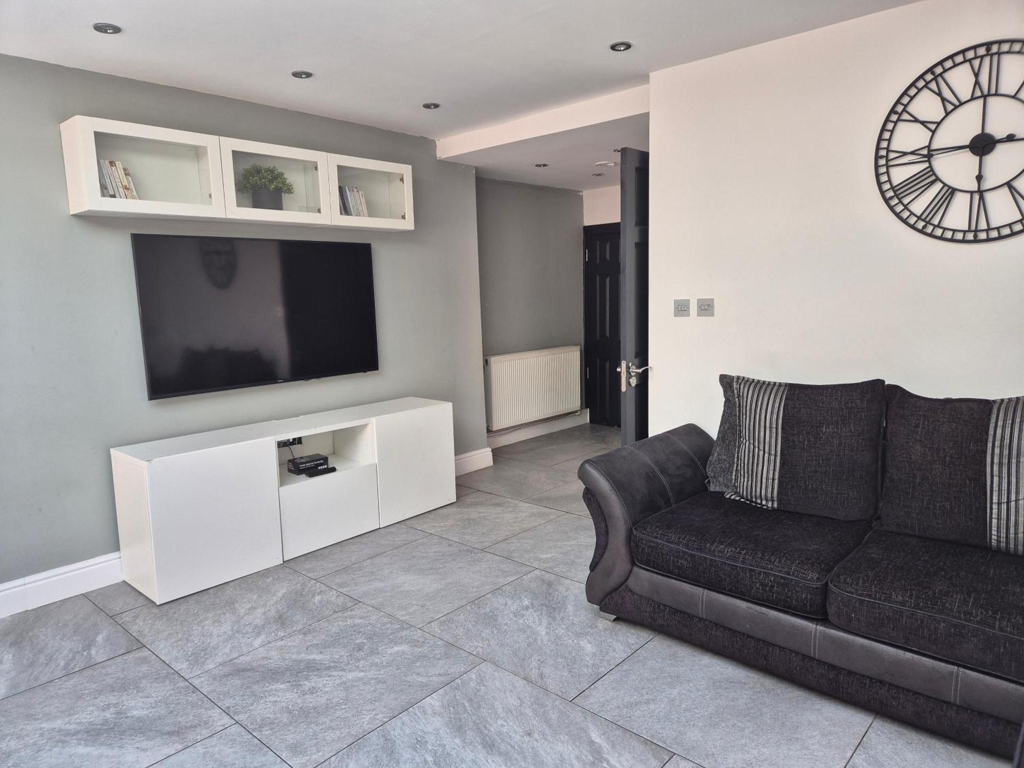 Cardiff City Centre House - Sleeps 6 المظهر الخارجي الصورة
